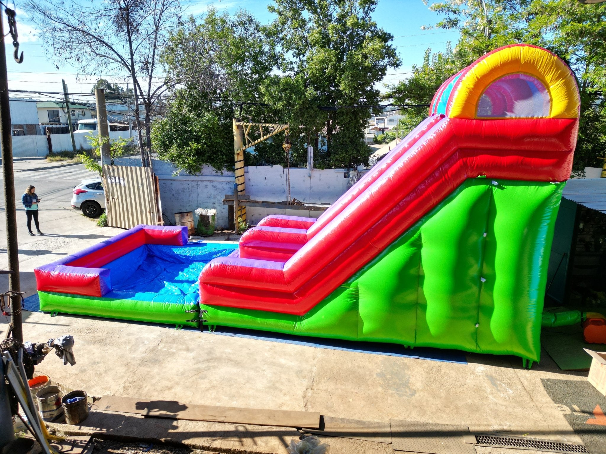 TOBOGAN CON PISCINA DESMONTABLE - MEDIDAS 9 LARGO X 5 ANCHO X 3,5 ALTO - Mi tienda